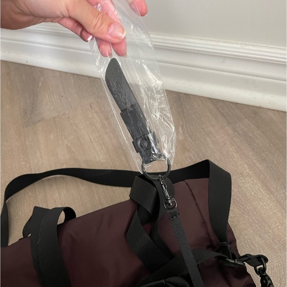 Mini Lily Bag by Lole - Picture 6 of 9